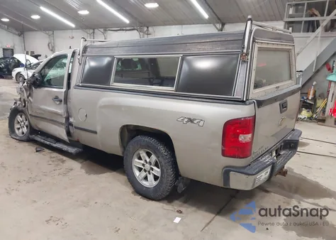 2007 Chevrolet Silverado 1500 Work Truck from USA, damaged, VIN 1GCEK14007Z559036